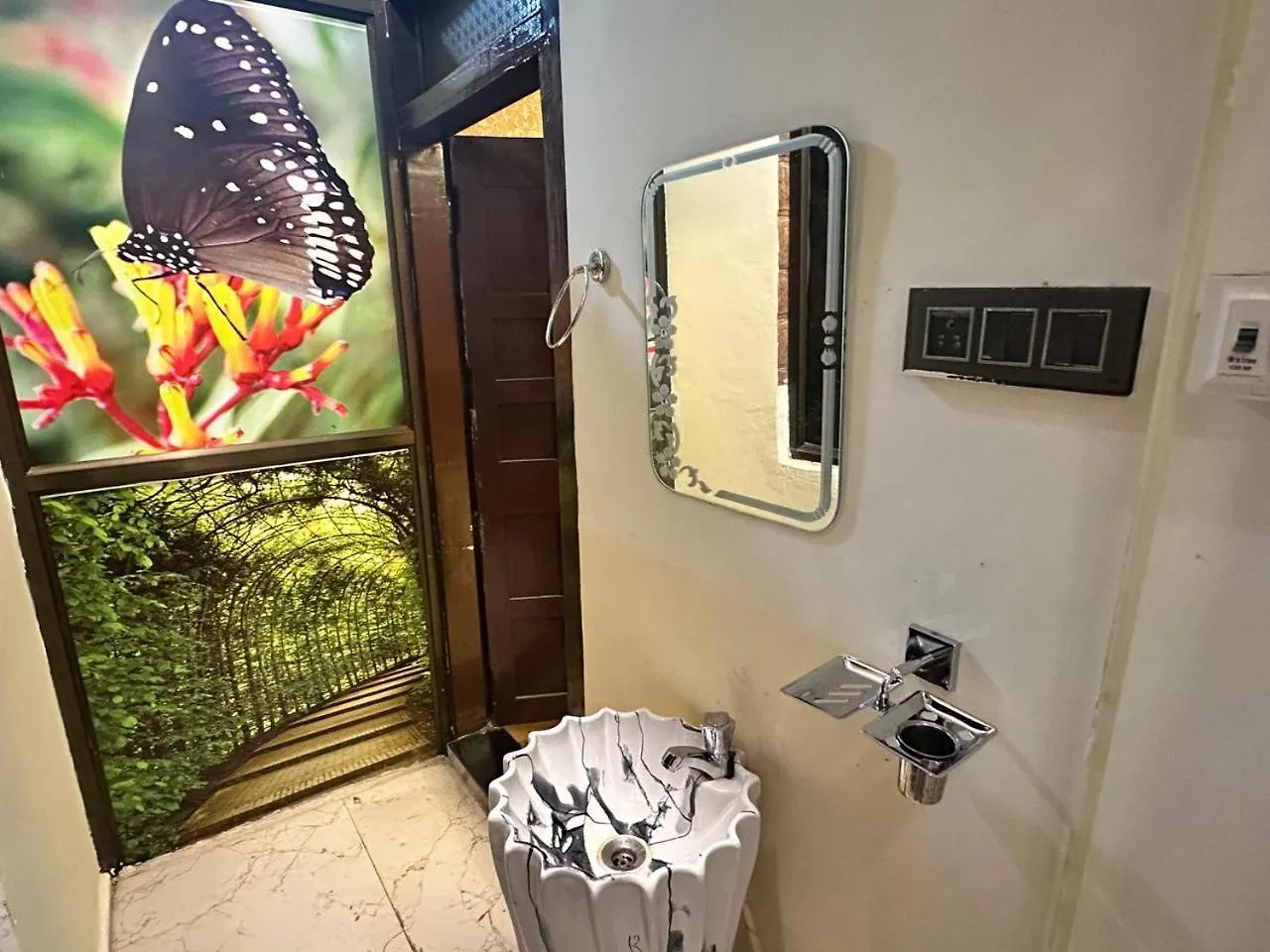 Hotel Shivi Varanasi 0*,  India